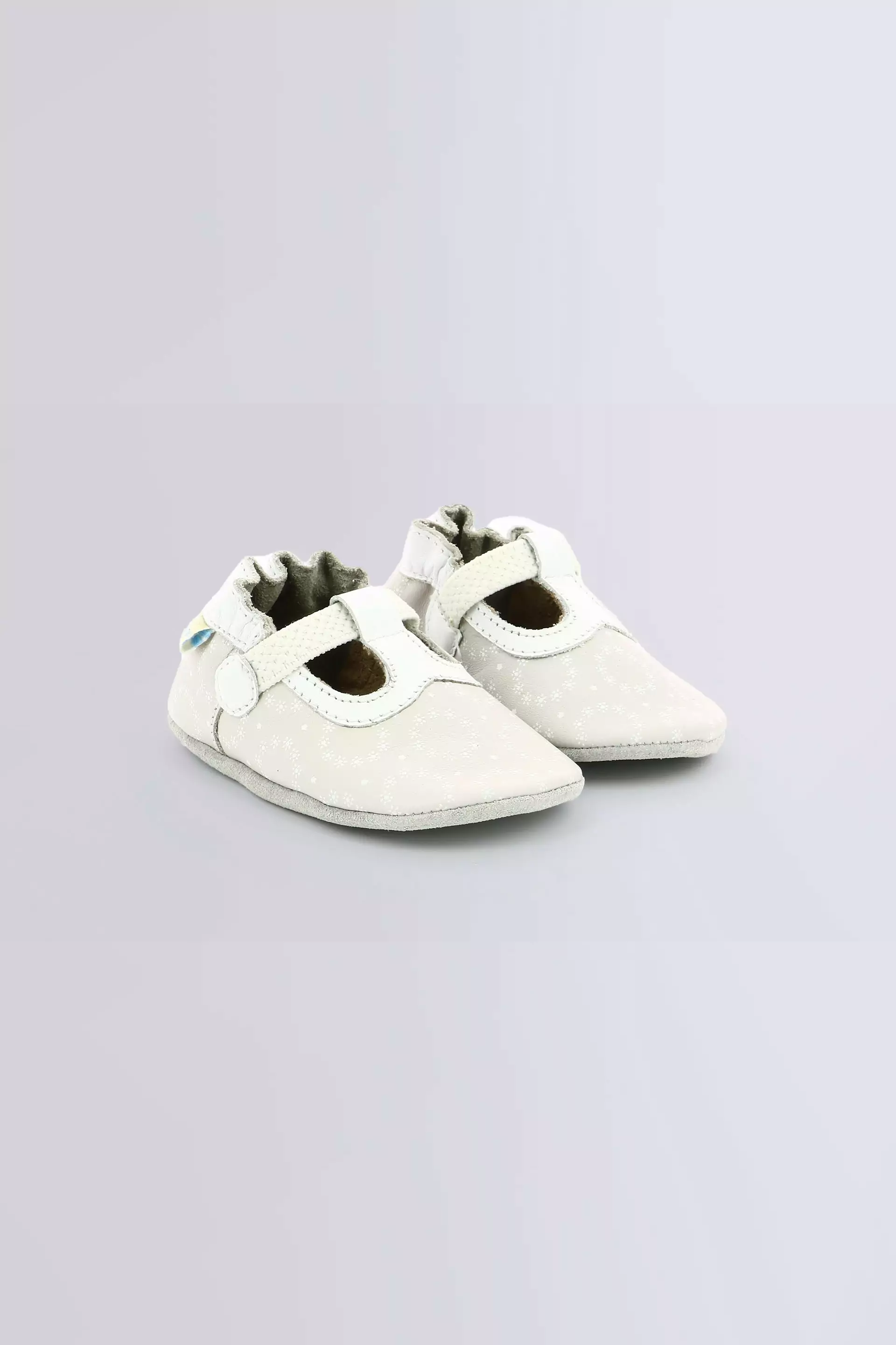 Tiny Love grau - Krabbelschuhe mit weicher Sohle für Mädchen - Robeez © Offizielle Webseite