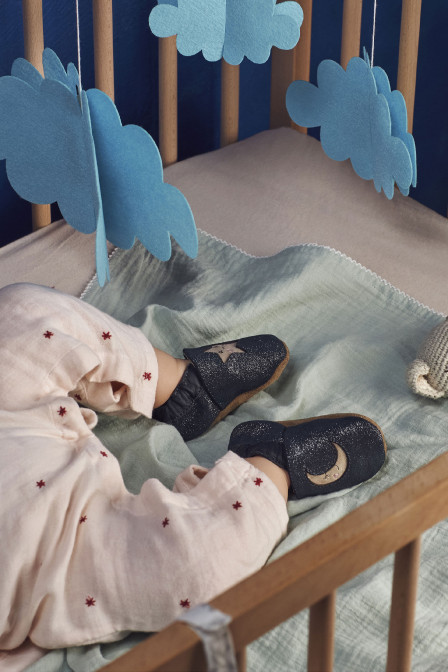 Circus Style - Shiny navy soft sole slippers for girl - Robeez © Official website Circus Style - Shiny navy soft sole slippers for girl - Robeez © Official website