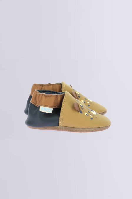 Leo Miror - Light camel soft sole slippers for boy - Robeez © Official website Leo Miror - Light camel soft sole slippers for boy - Robeez © Official website